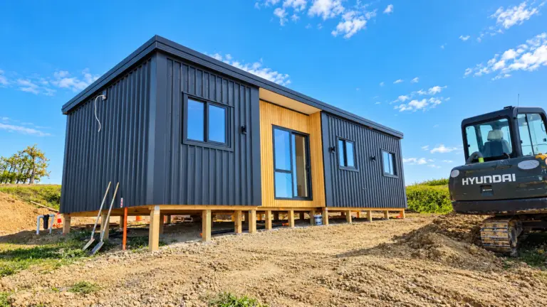 sleeps 4 orchard accommodation cabin raised on piles nz