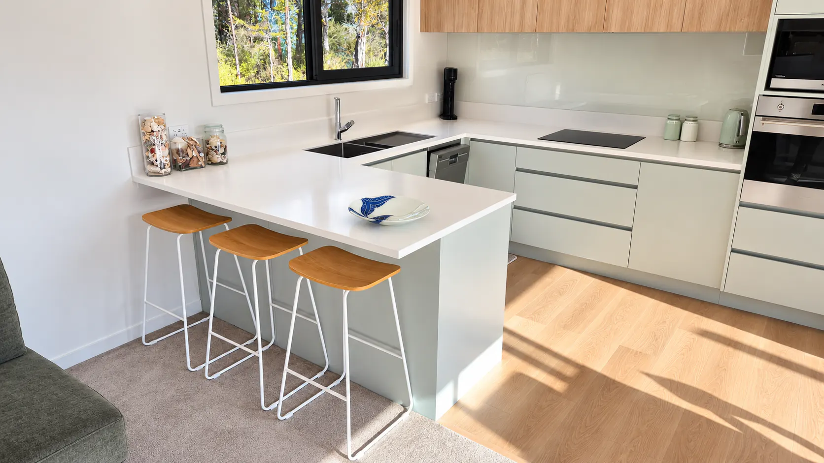 bach kitchen breakfast bar stools sandy bay motueka nz