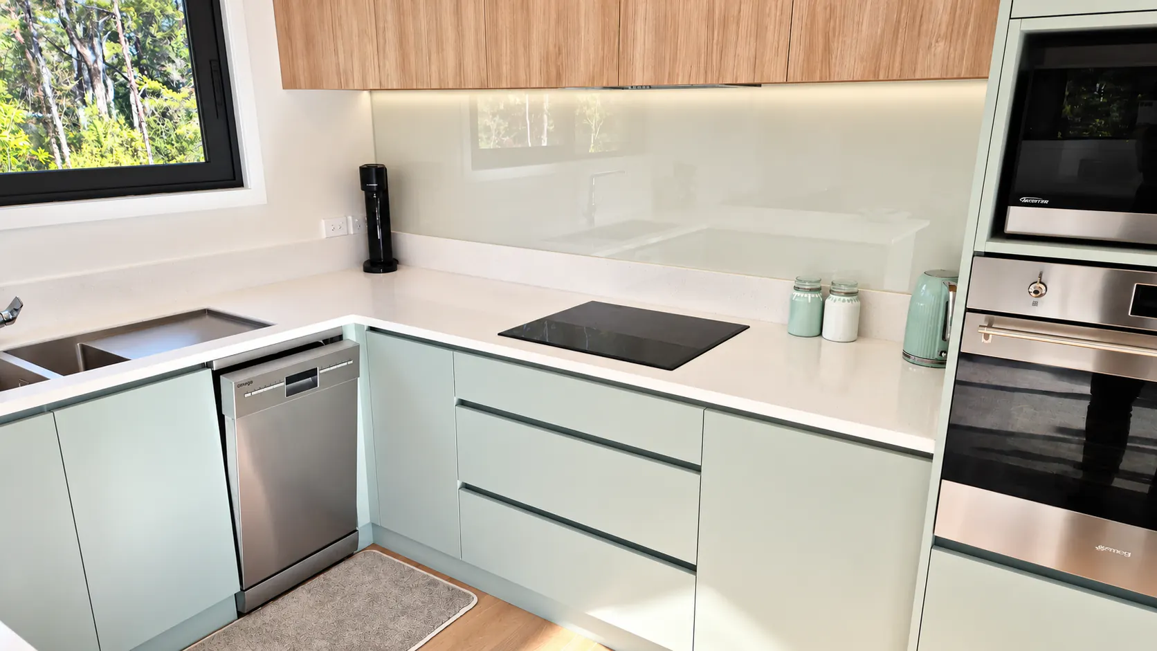bach kitchen mint oak cabinetry sandy bay motueka nz