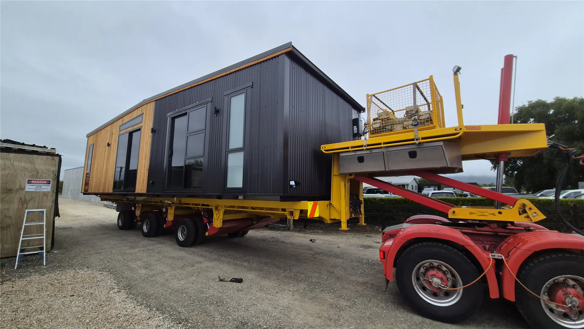 Tinyhome on wheels transport